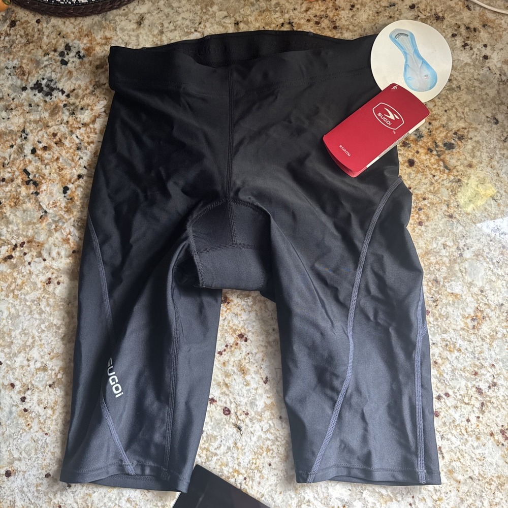 Sugoi Piston 200 Tri Pocket Short Men's Large Biking Black Gunmetal NWT Cycling